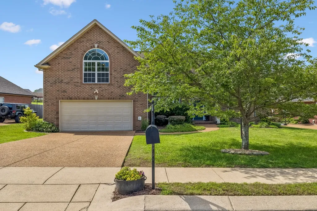 137 Normandy Drive Mount Juliet TN 37122