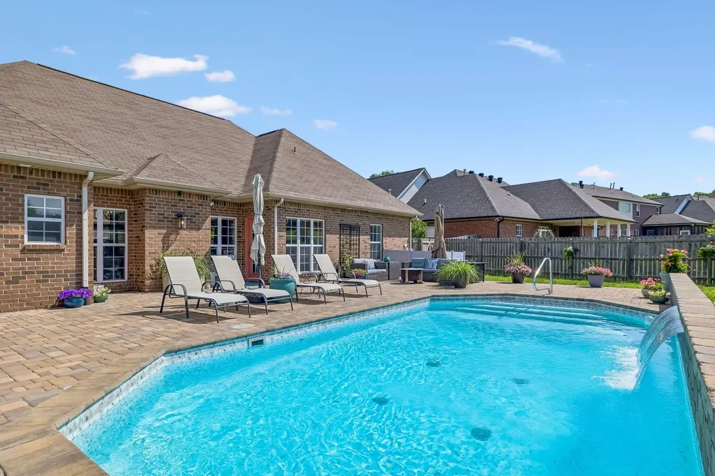 137 Normandy Drive Mount Juliet TN 37122