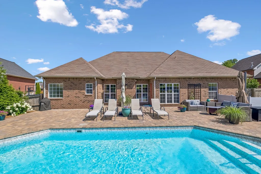 137 Normandy Drive Mount Juliet TN 37122