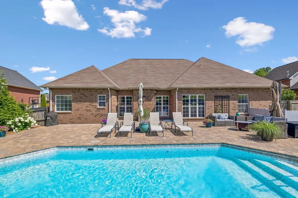 137 Normandy Drive Mount Juliet TN 37122