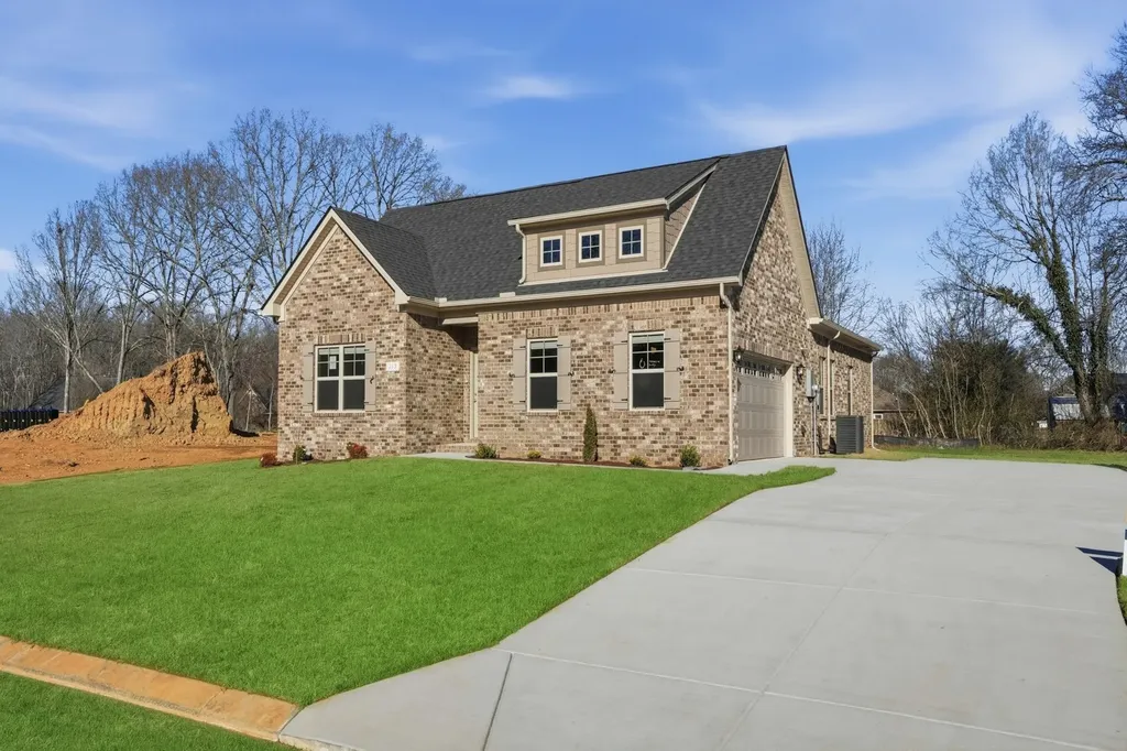 131 Sagewood Drive Tullahoma TN 37388
