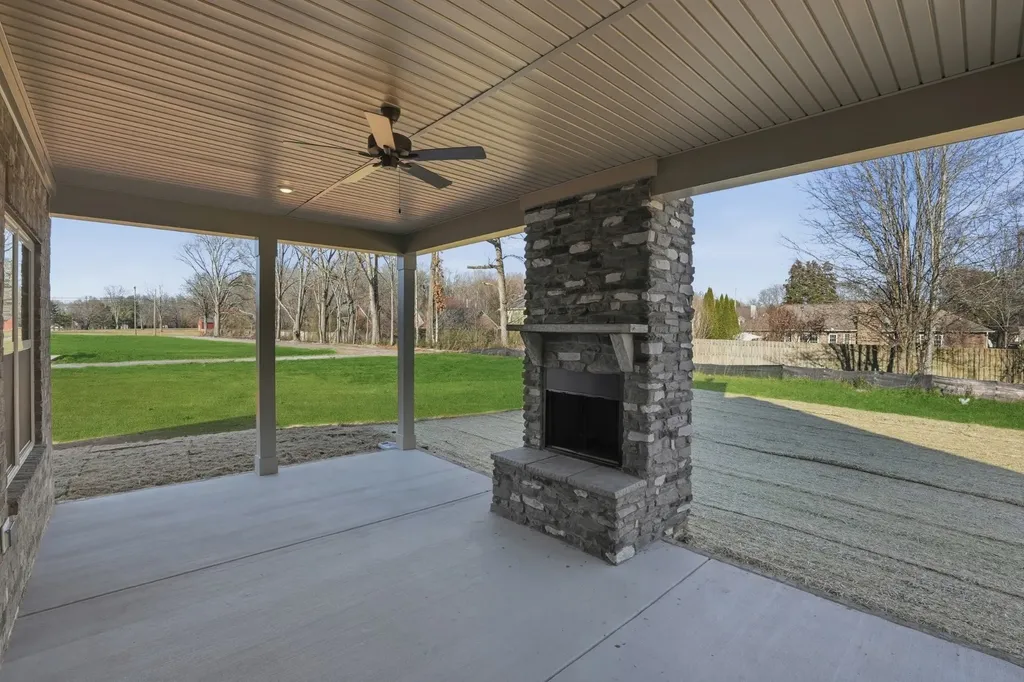 131 Sagewood Drive Tullahoma TN 37388
