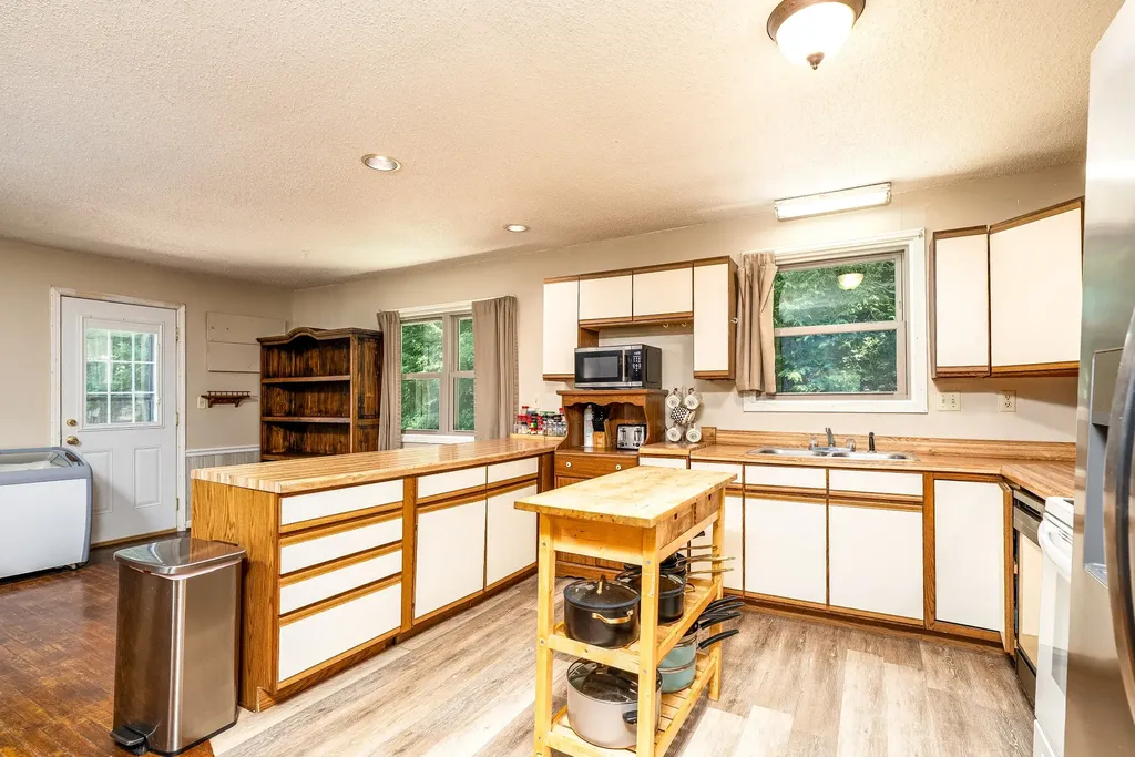 720 Nix Lane Waverly TN 37185