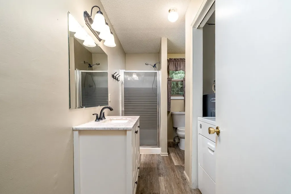 720 Nix Lane Waverly TN 37185
