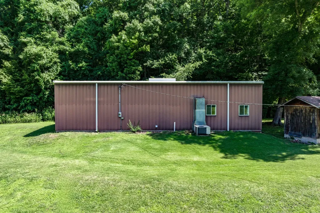 720 Nix Lane Waverly TN 37185