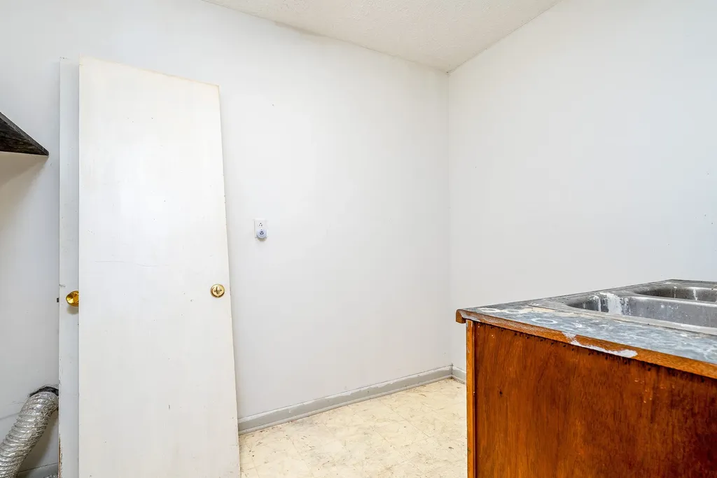 720 Nix Lane Waverly TN 37185