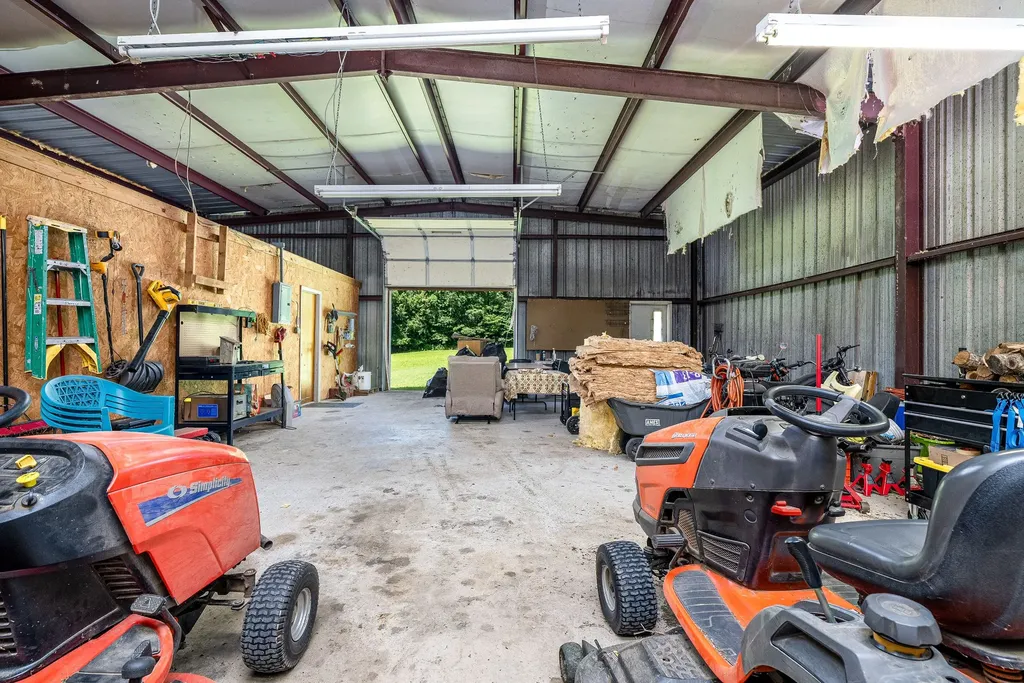 720 Nix Lane Waverly TN 37185