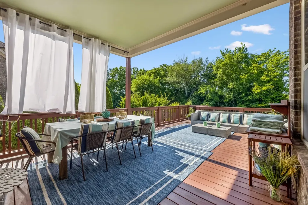 1052 Lawson Lane Nolensville TN 37135