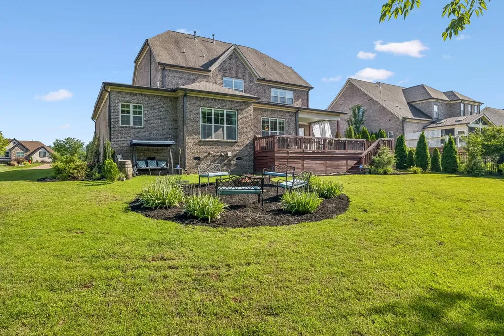 1052 Lawson Lane Nolensville TN 37135