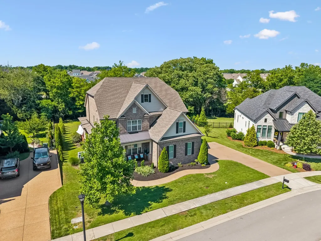 1052 Lawson Lane Nolensville TN 37135