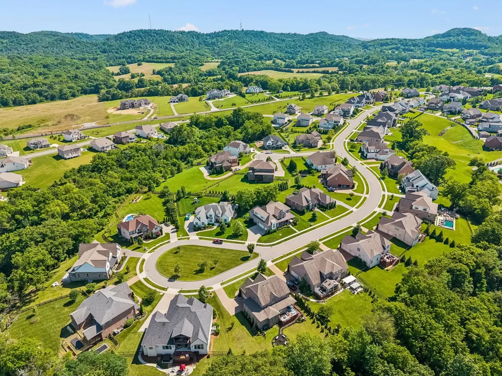 1052 Lawson Lane Nolensville TN 37135