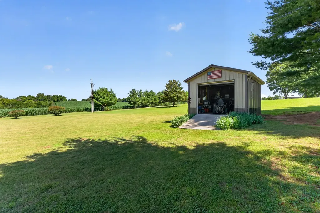 347 Keith Cove Road Cowan TN 37318