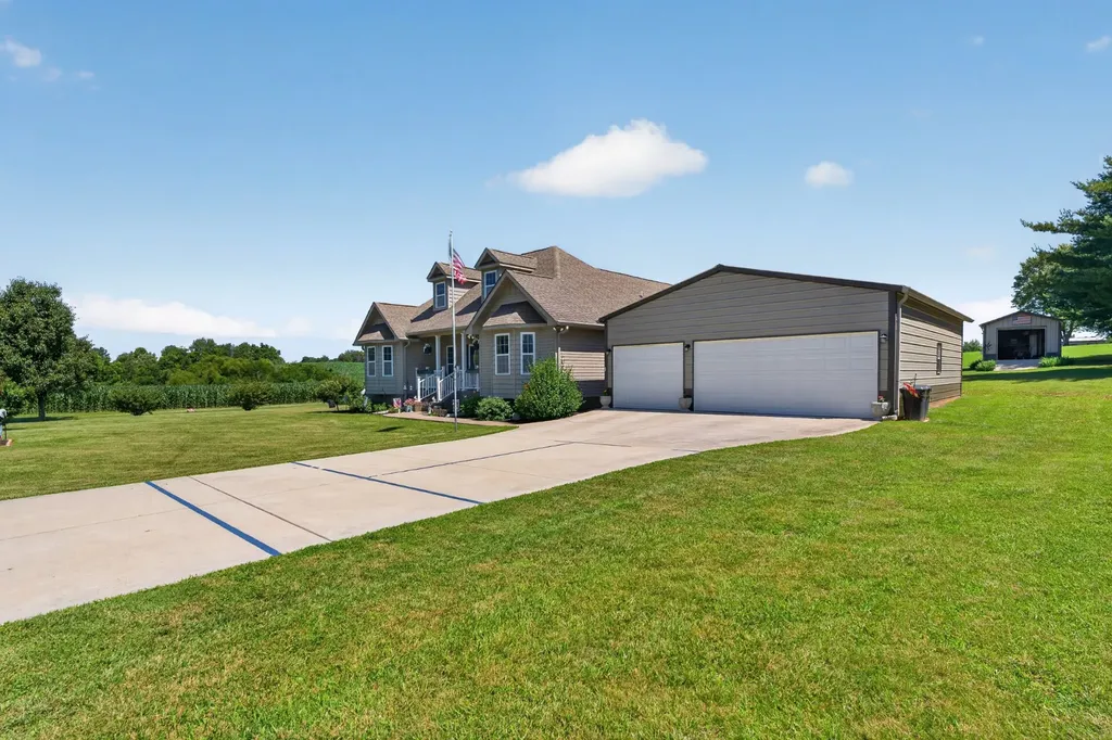 347 Keith Cove Road Cowan TN 37318