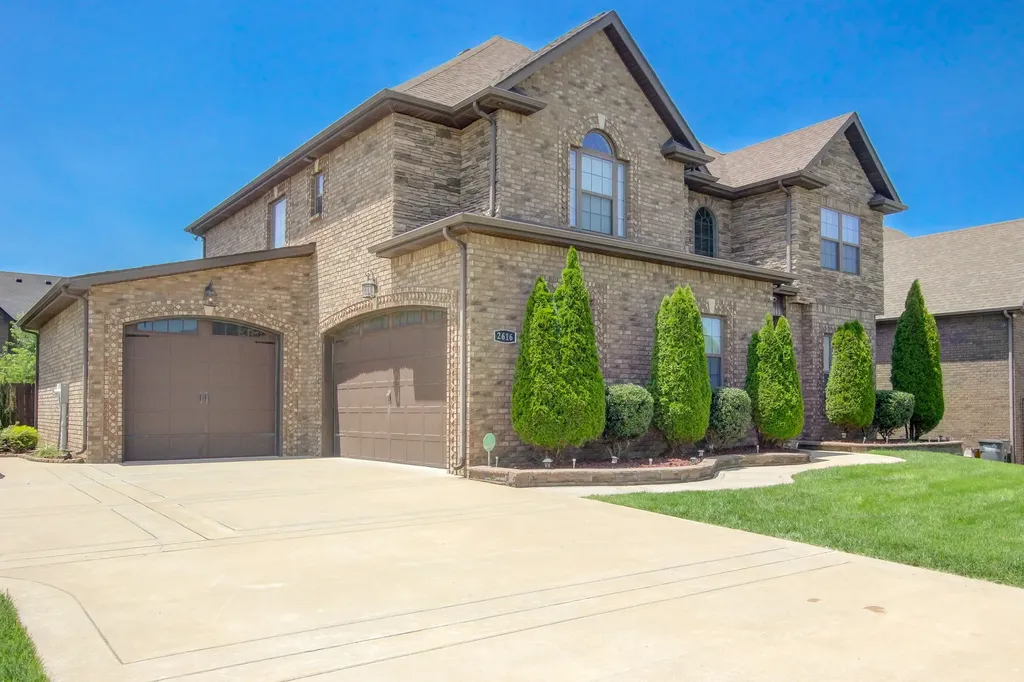 2616 Browning Way Clarksville TN 37043