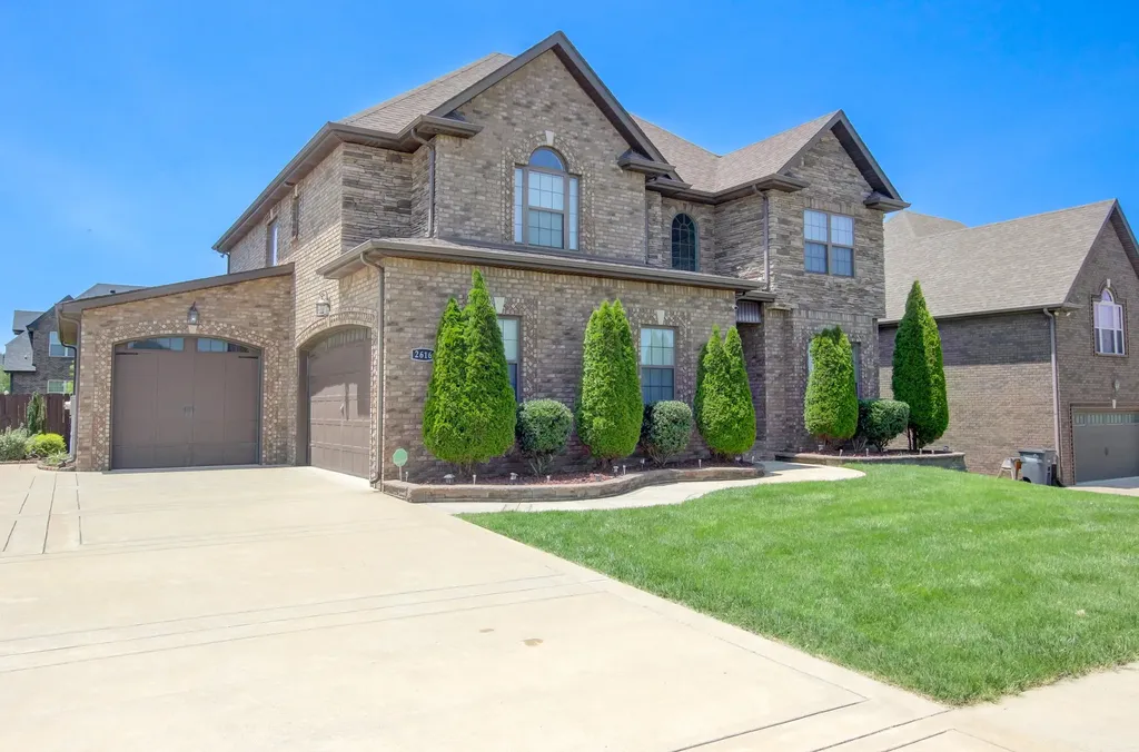2616 Browning Way Clarksville TN 37043