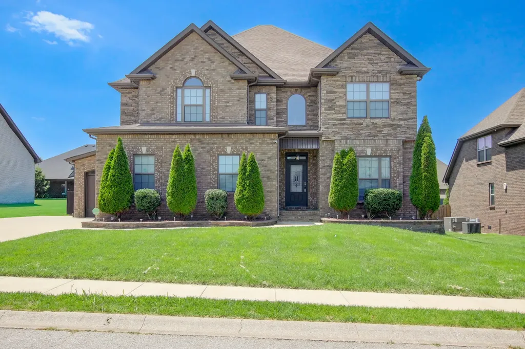 2616 Browning Way Clarksville TN 37043