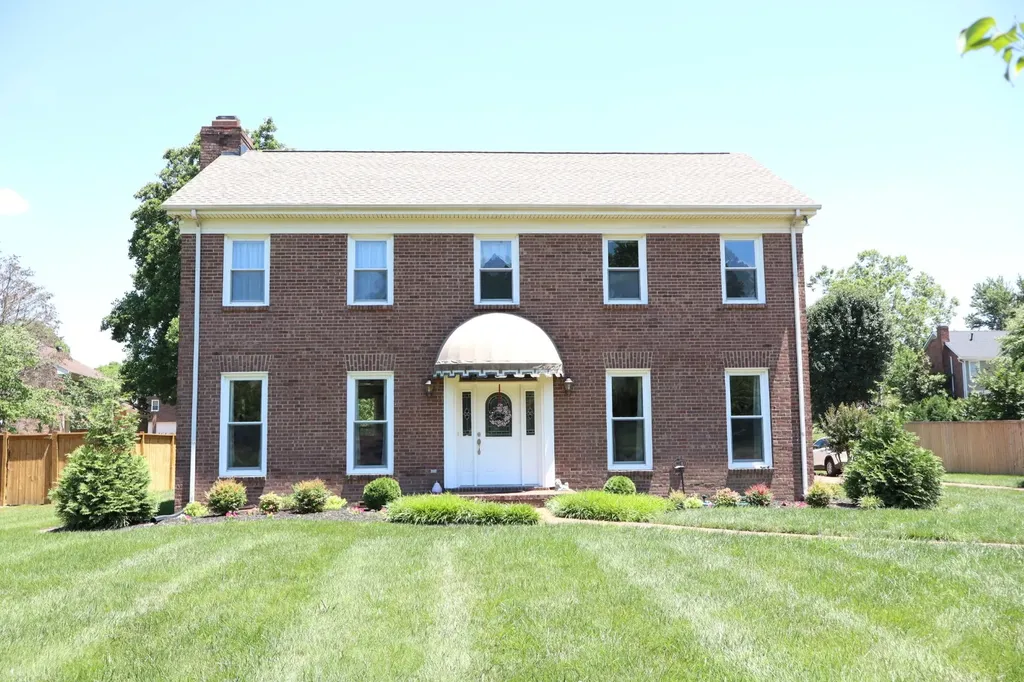 1505 Holmes Circle Franklin TN 37064