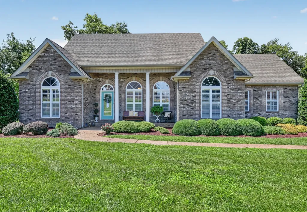 110 Bloomsbury Drive Portland TN 37148