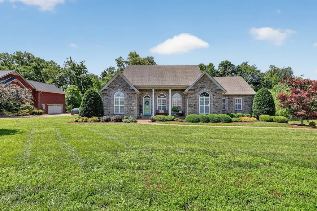 110 Bloomsbury Drive Portland TN 37148