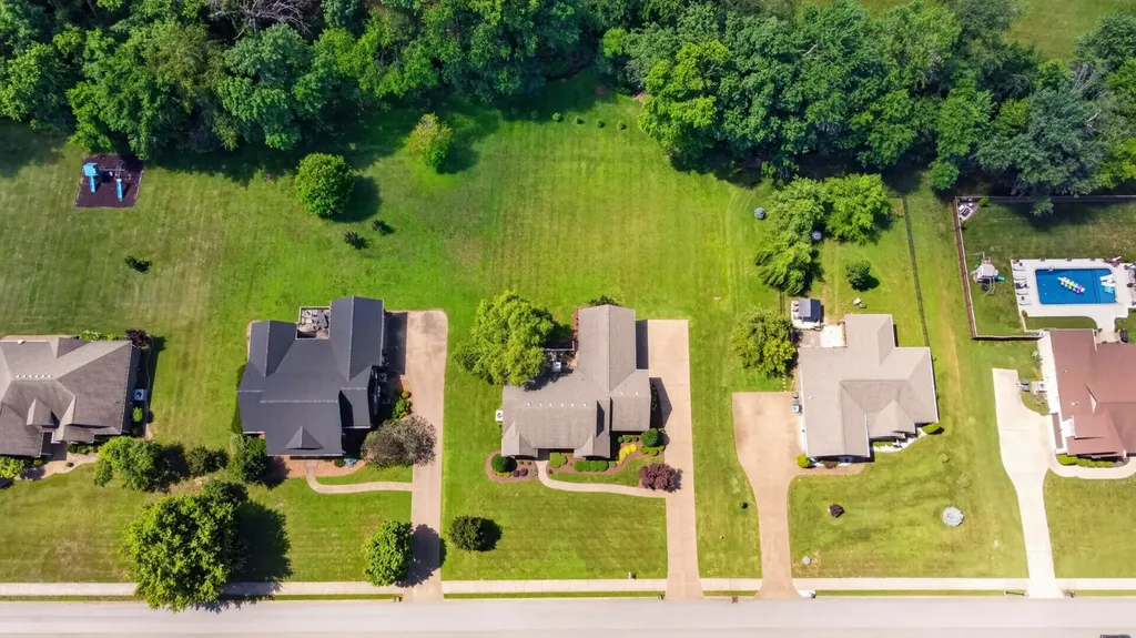 110 Bloomsbury Drive Portland TN 37148