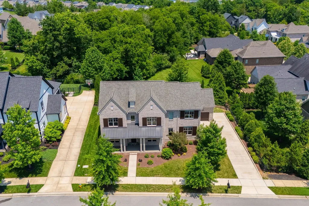 513 Central Drive Franklin TN 37064