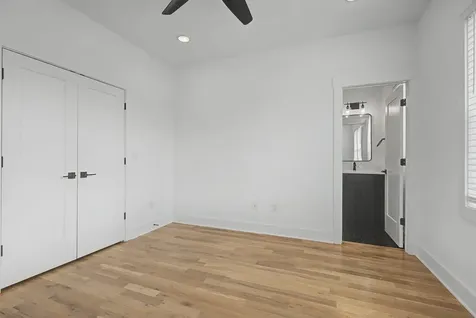 1909A 15th Ave, N Nashville TN 37208