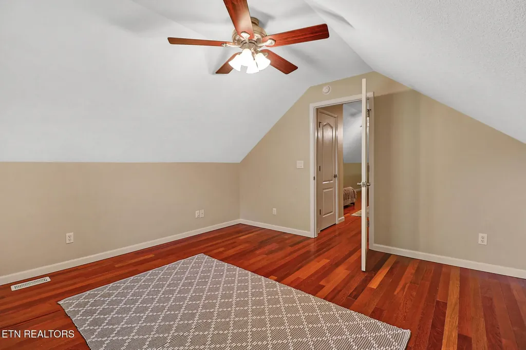 1401 Holiday Drive Crossville TN 38555