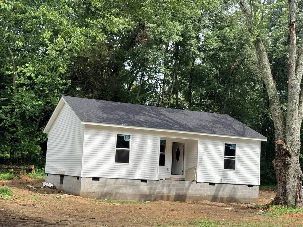 1187 Stewart Lane Estill Springs TN 37330