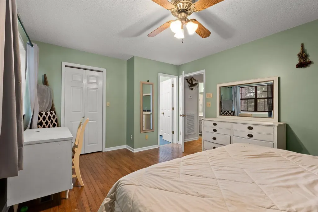 1884 Peavine Road Rock Spring GA 30739
