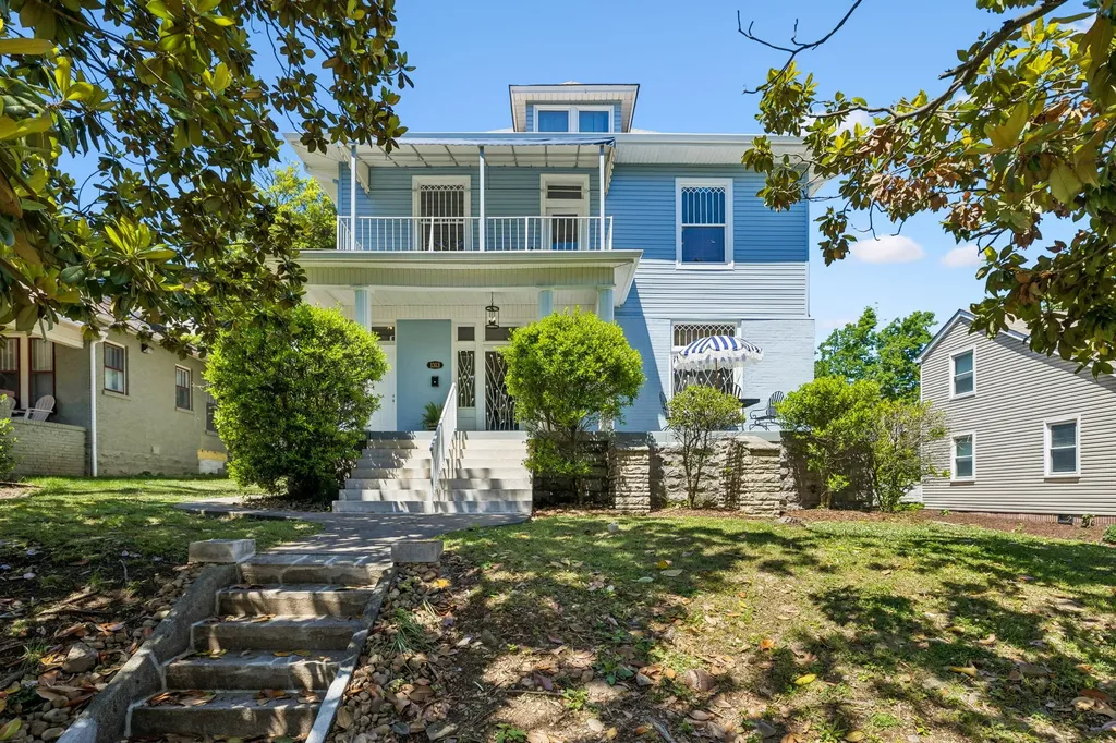 1313 16th Ave, S Nashville TN 37212