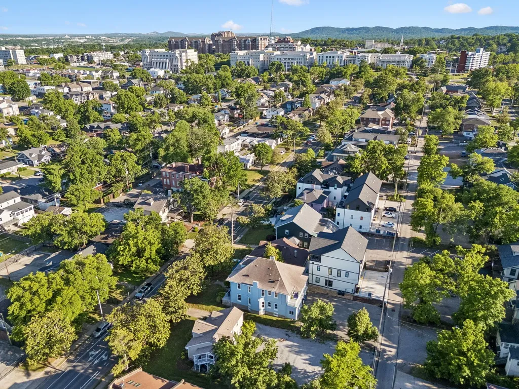 1313 16th Ave, S Nashville TN 37212