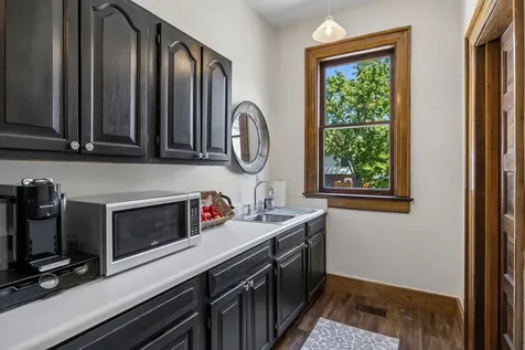 1313 16th Ave, S Nashville TN 37212