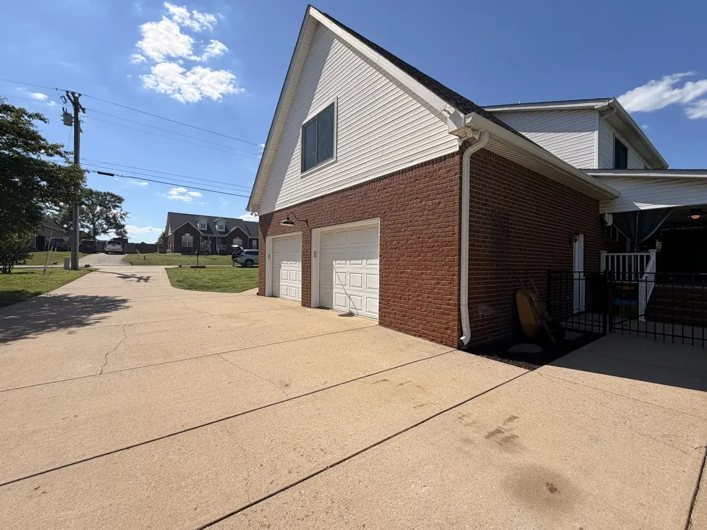 218 Autumn Glen Drive Murfreesboro TN 37129