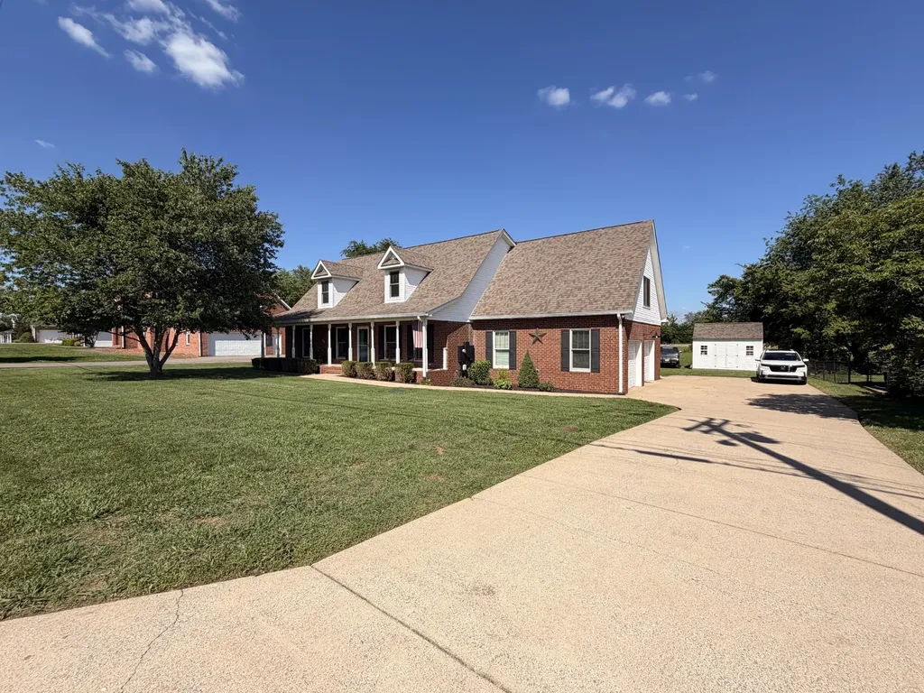 218 Autumn Glen Drive Murfreesboro TN 37129