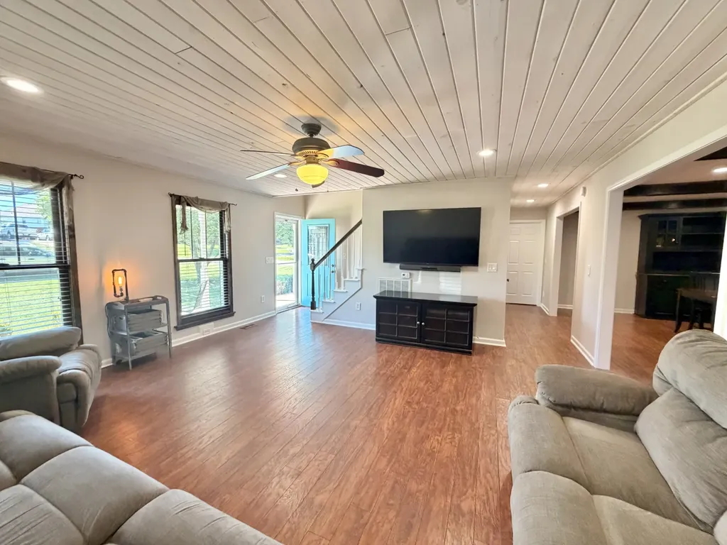 218 Autumn Glen Drive Murfreesboro TN 37129