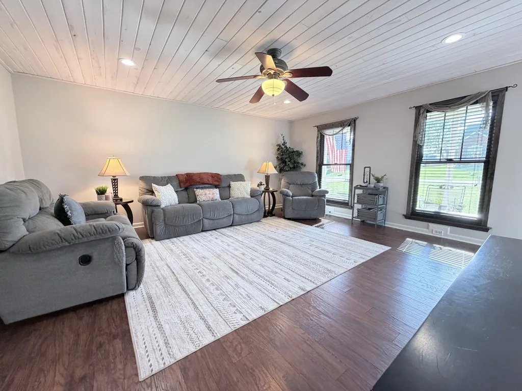 218 Autumn Glen Drive Murfreesboro TN 37129