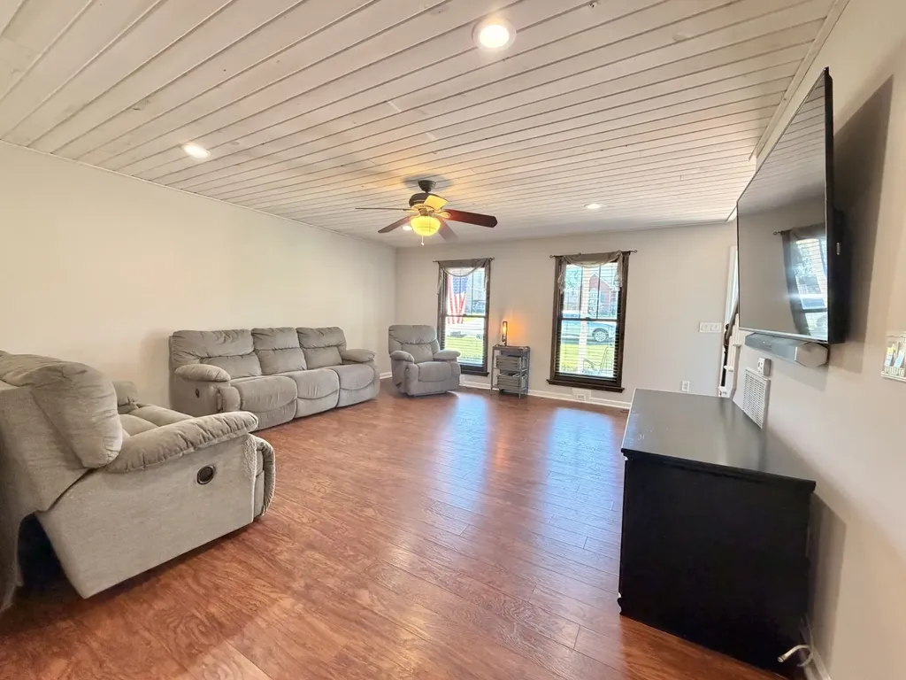 218 Autumn Glen Drive Murfreesboro TN 37129