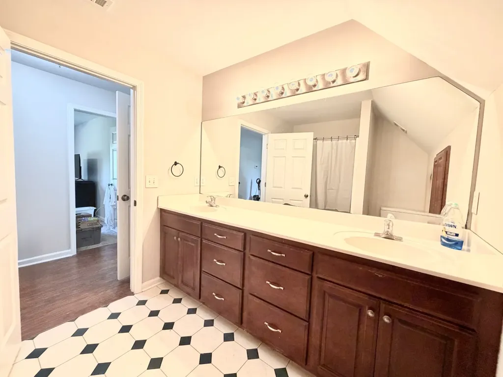 218 Autumn Glen Drive Murfreesboro TN 37129