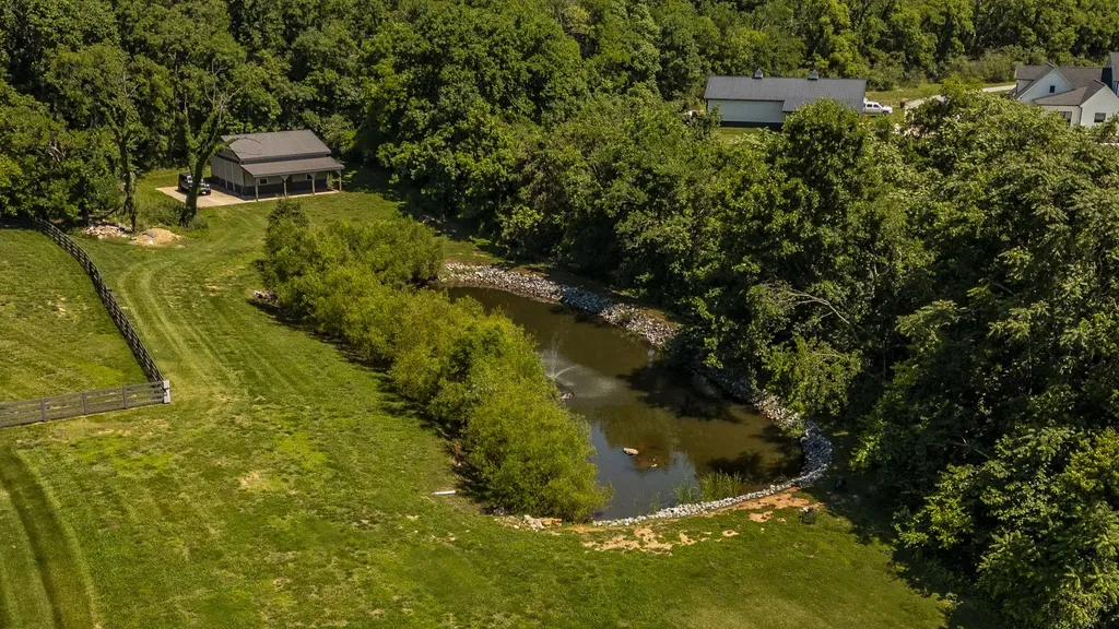 309 Hurt Road Hendersonville TN 37075