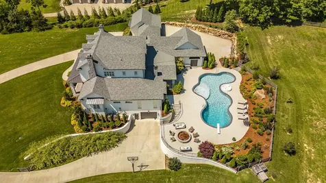 309 Hurt Road Hendersonville TN 37075