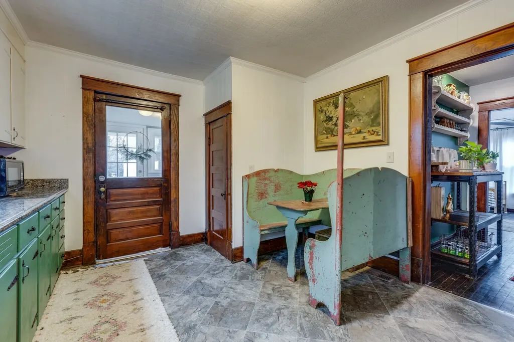 128 W Jackson Street Gallatin TN 37066