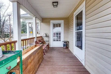 128 W Jackson Street Gallatin TN 37066