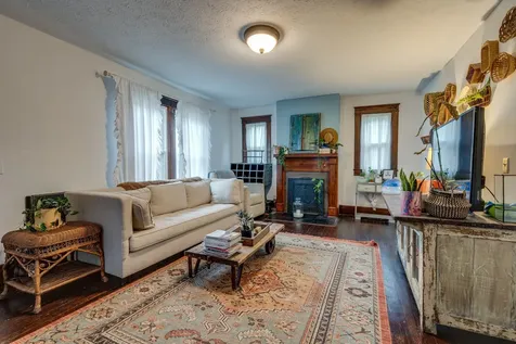 128 W Jackson Street Gallatin TN 37066