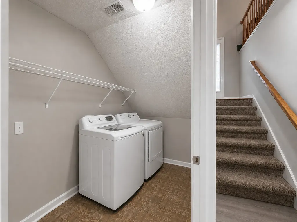 1023 Hedge Apple Drive Clarksville TN 37040