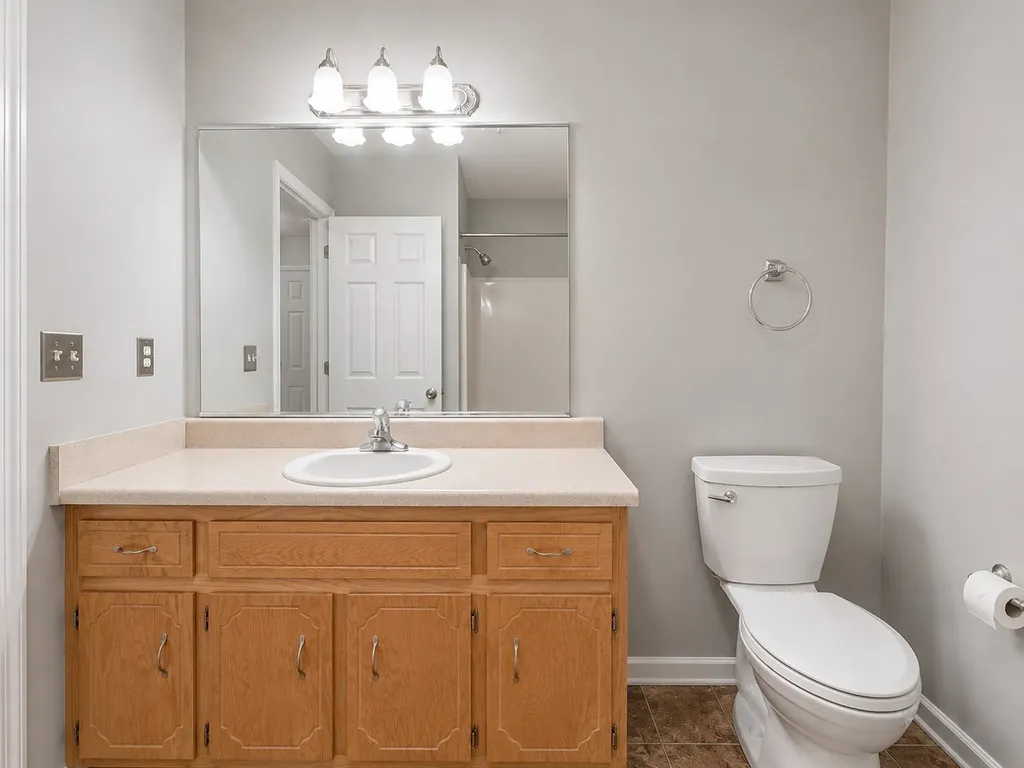 1023 Hedge Apple Drive Clarksville TN 37040