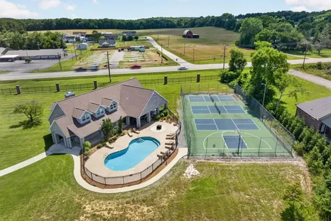 211 Tomlon Road Crossville TN 38555