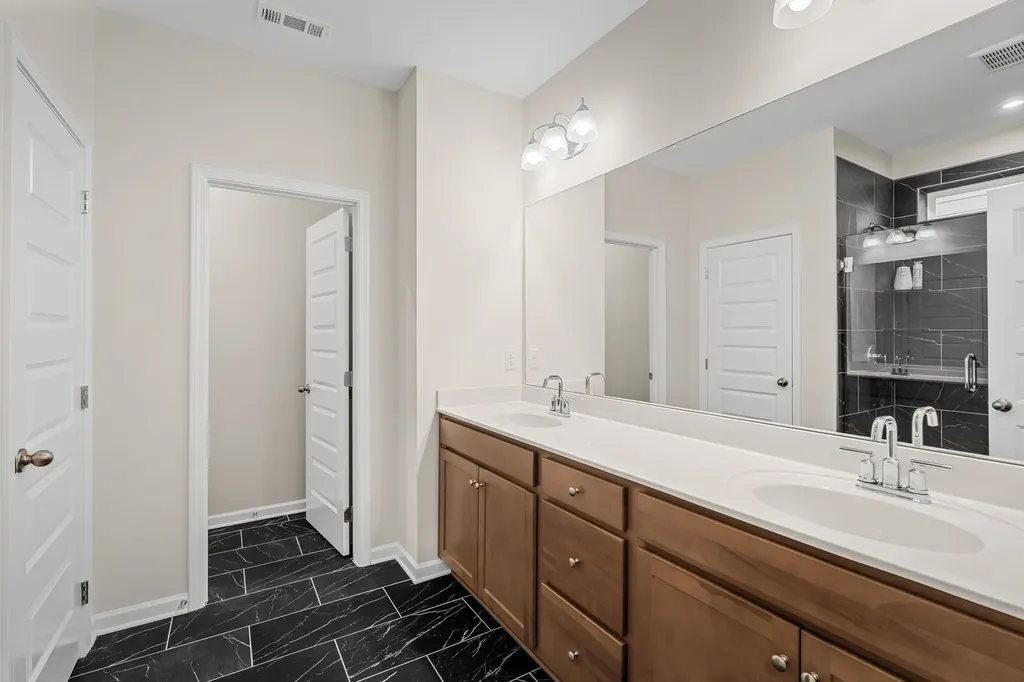 1016 Lionheart Drive Hermitage TN 37076