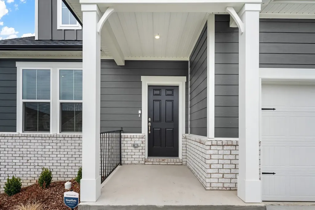 1016 Lionheart Drive Hermitage TN 37076