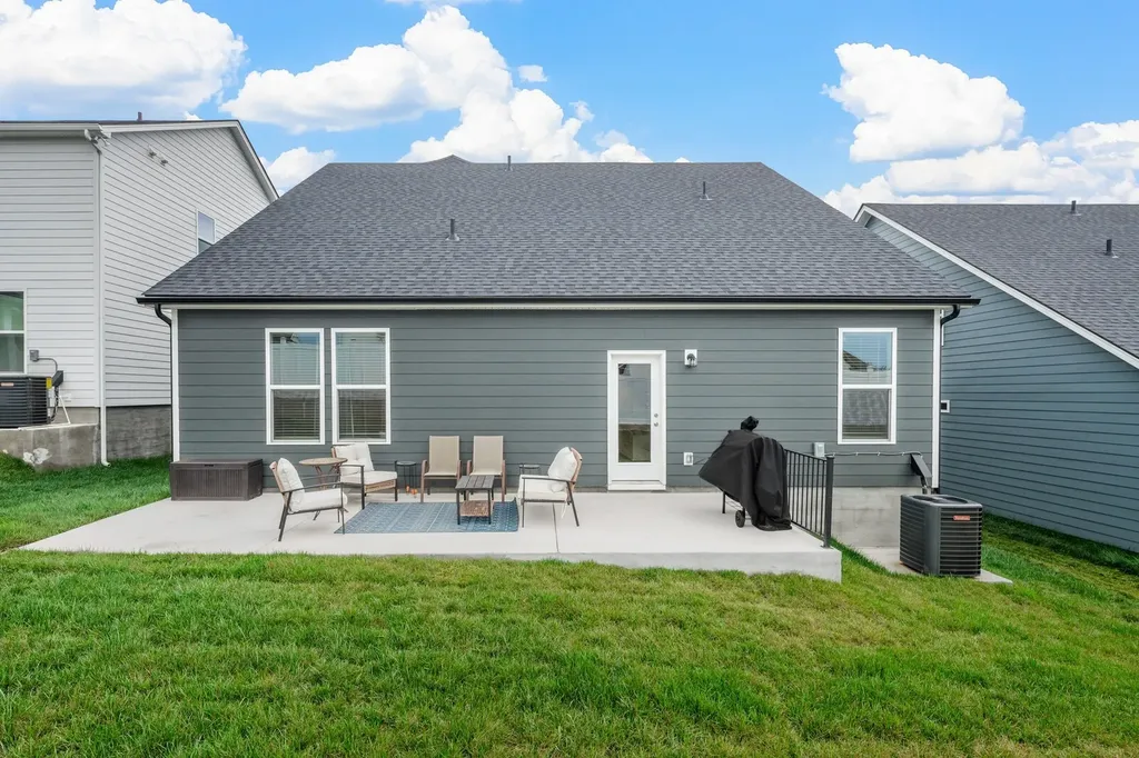 1016 Lionheart Drive Hermitage TN 37076