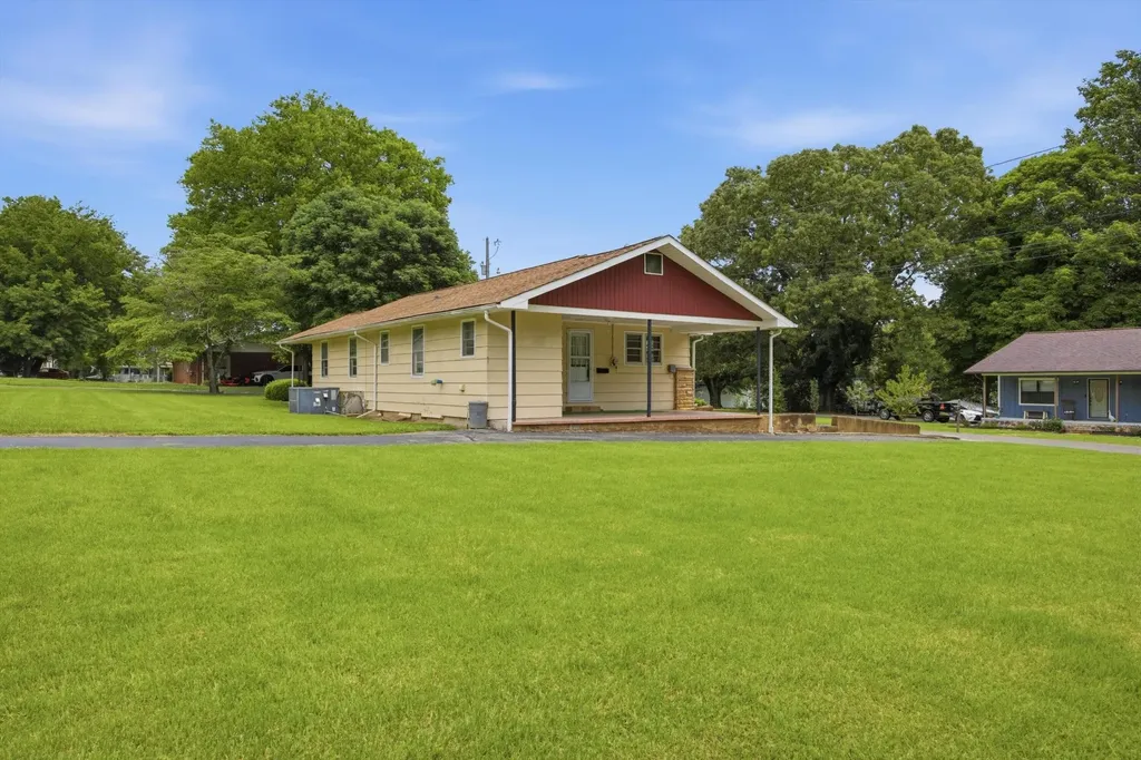 256 Sequoia Street Dayton TN 37321